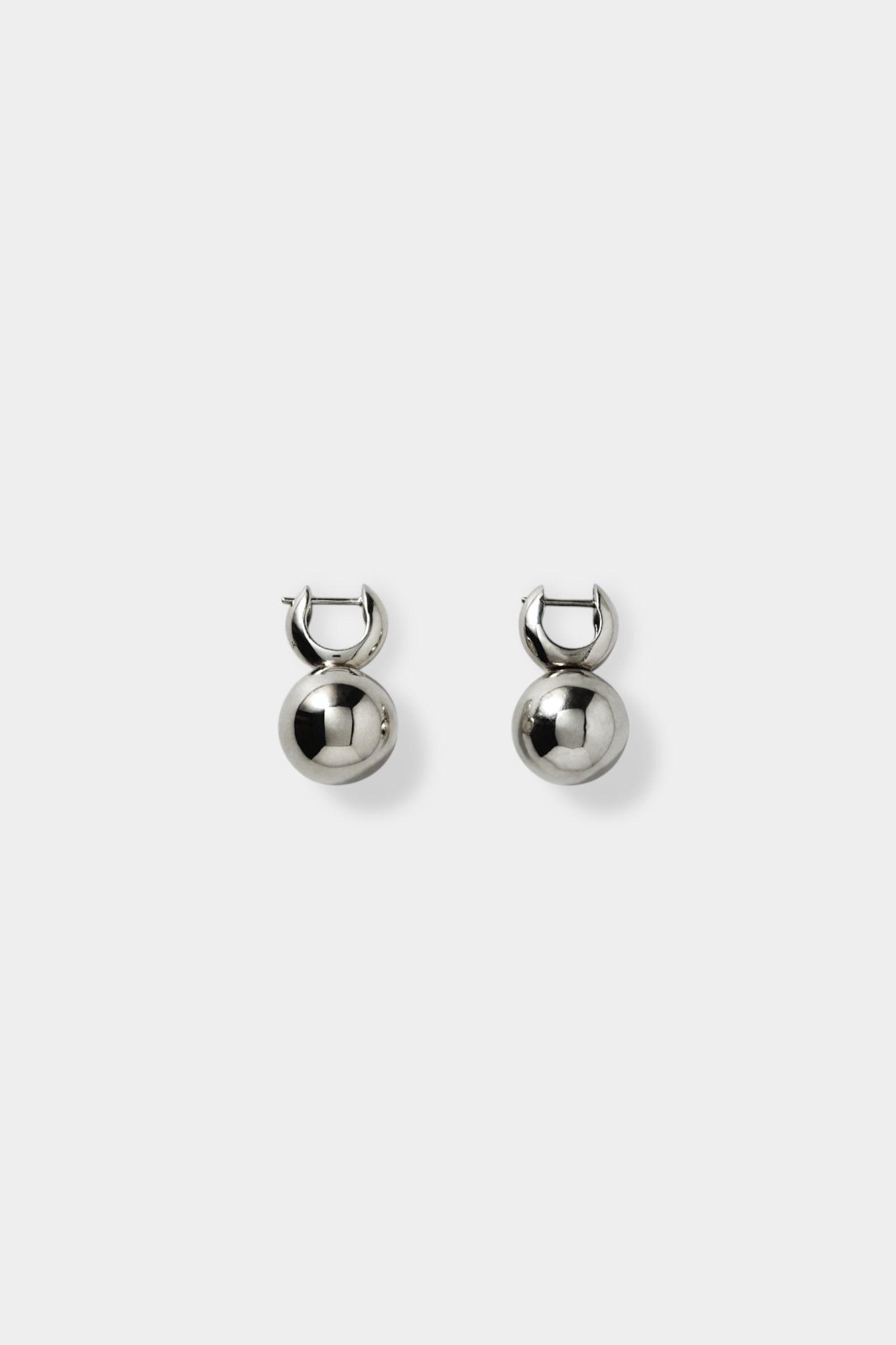 ANNIKA INEZ PIVOT SPHERE HOPPS small silver - ピアス – RIZZI B