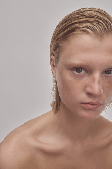 [RAGBAG] OLGA LONG PIERCE gold/pearl - Earrings