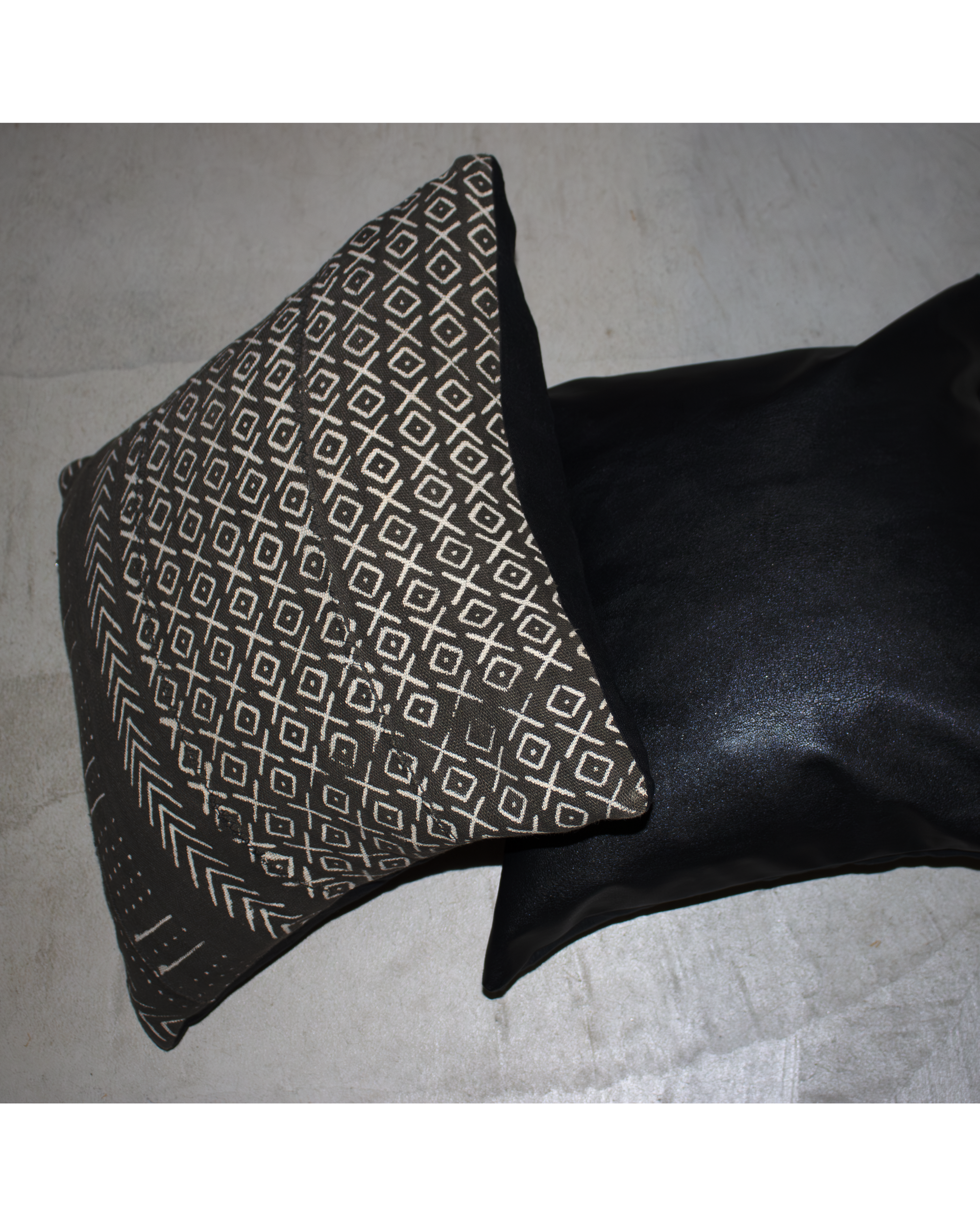 solmente VINTAGE AFRICAN FABRIC CUSHION COVER 45